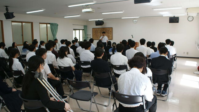 R8_2学期始業式2