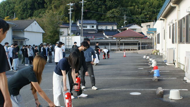 昼２